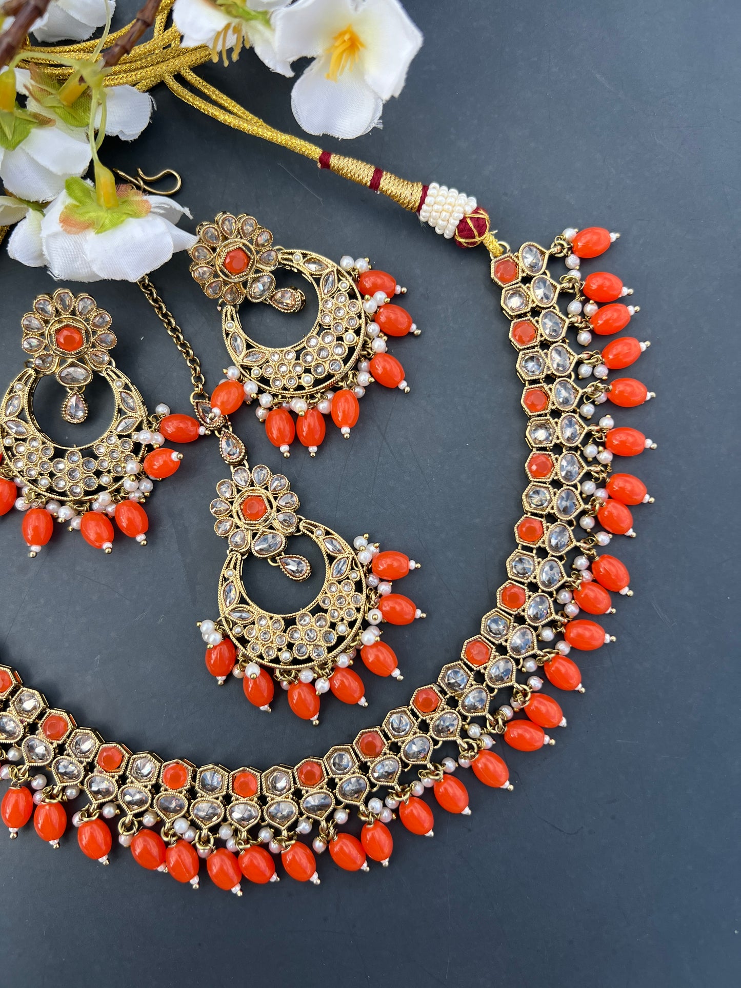 Anshika necklace set