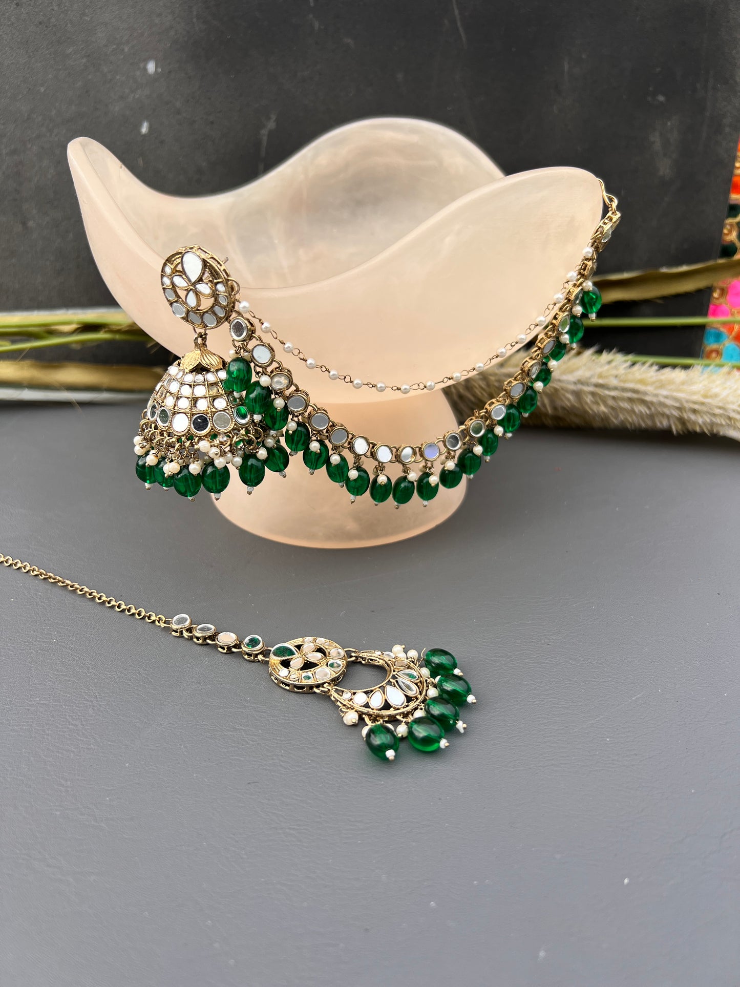 Lailah jhumka tikka set