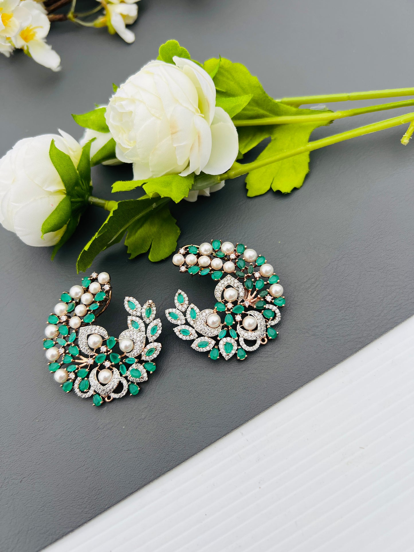 Ishani Ad studs