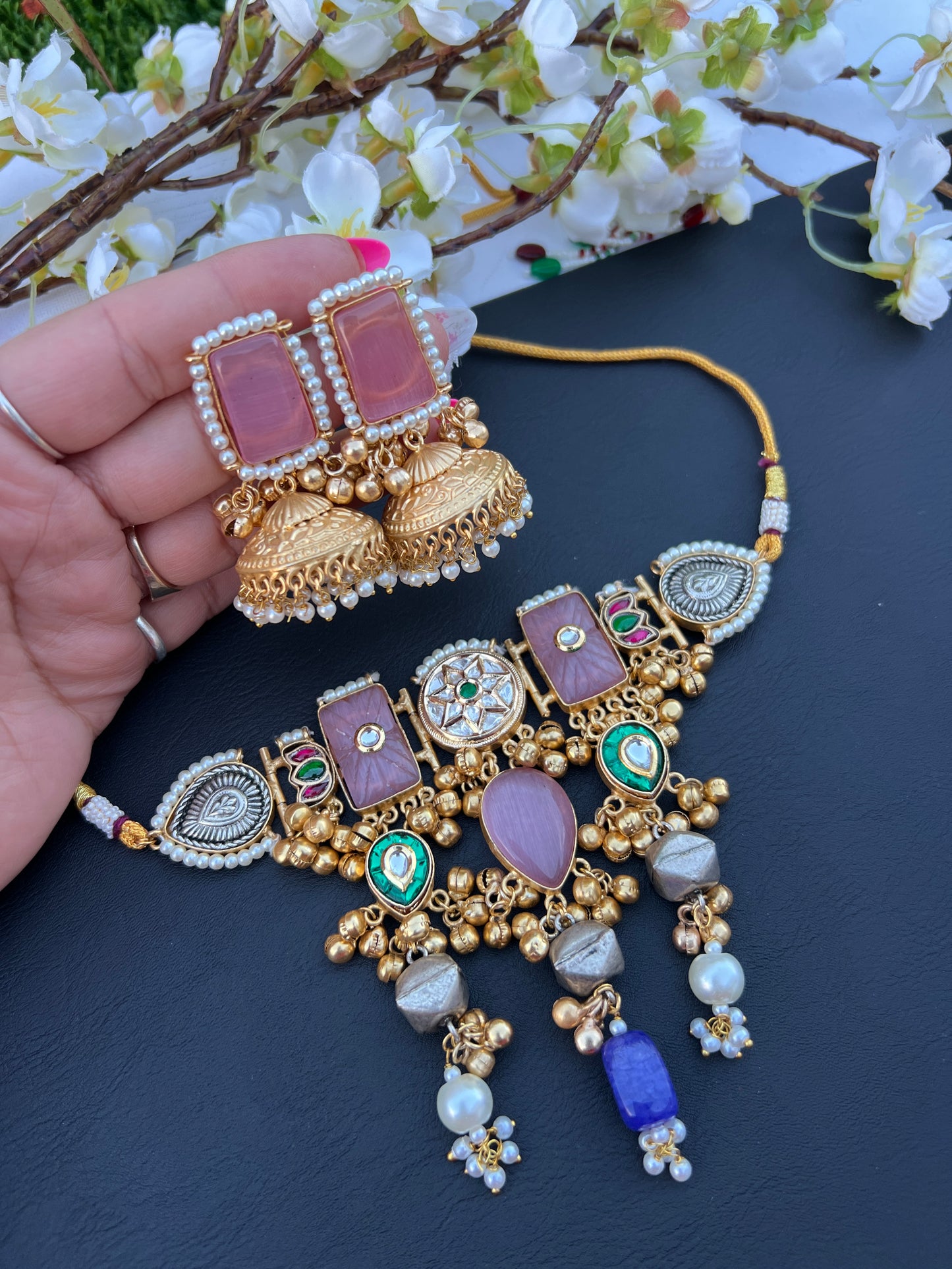 Kashis choker set