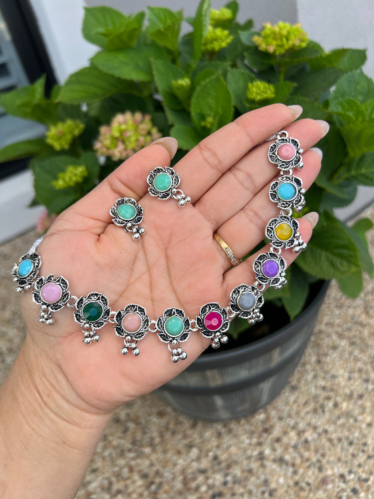 Isani necklace set