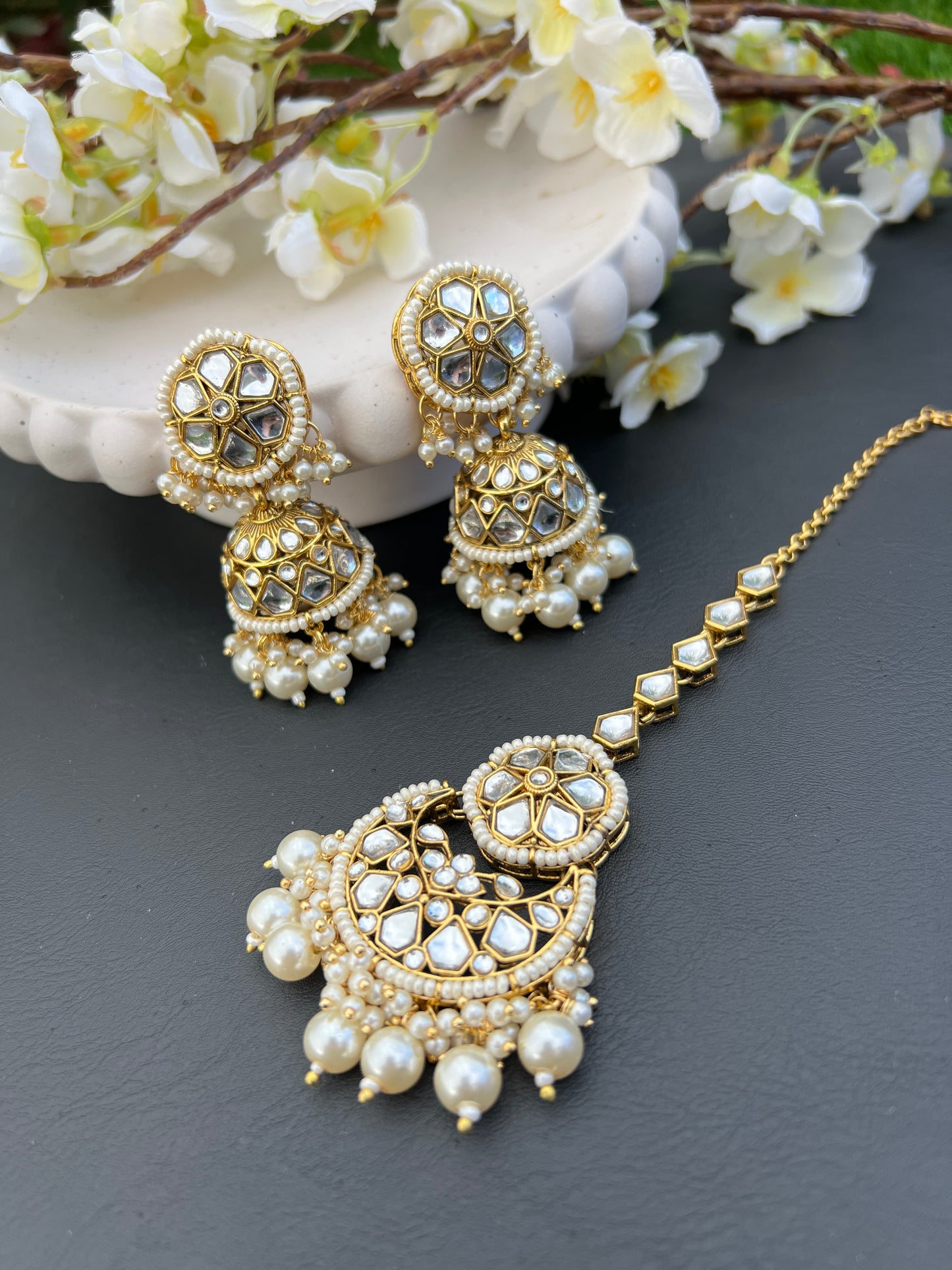 Shirika earrings & tikka