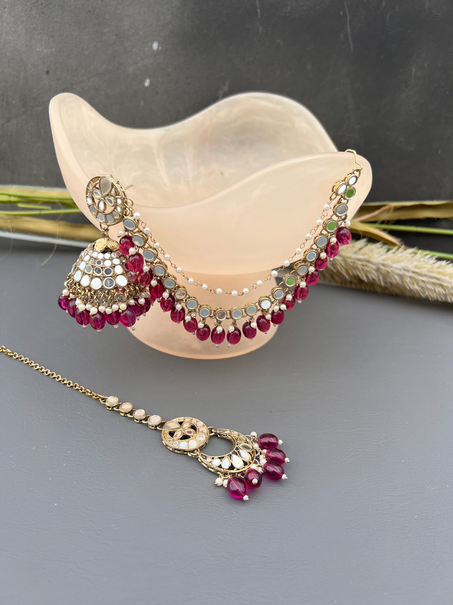 Lailah jhumka tikka set