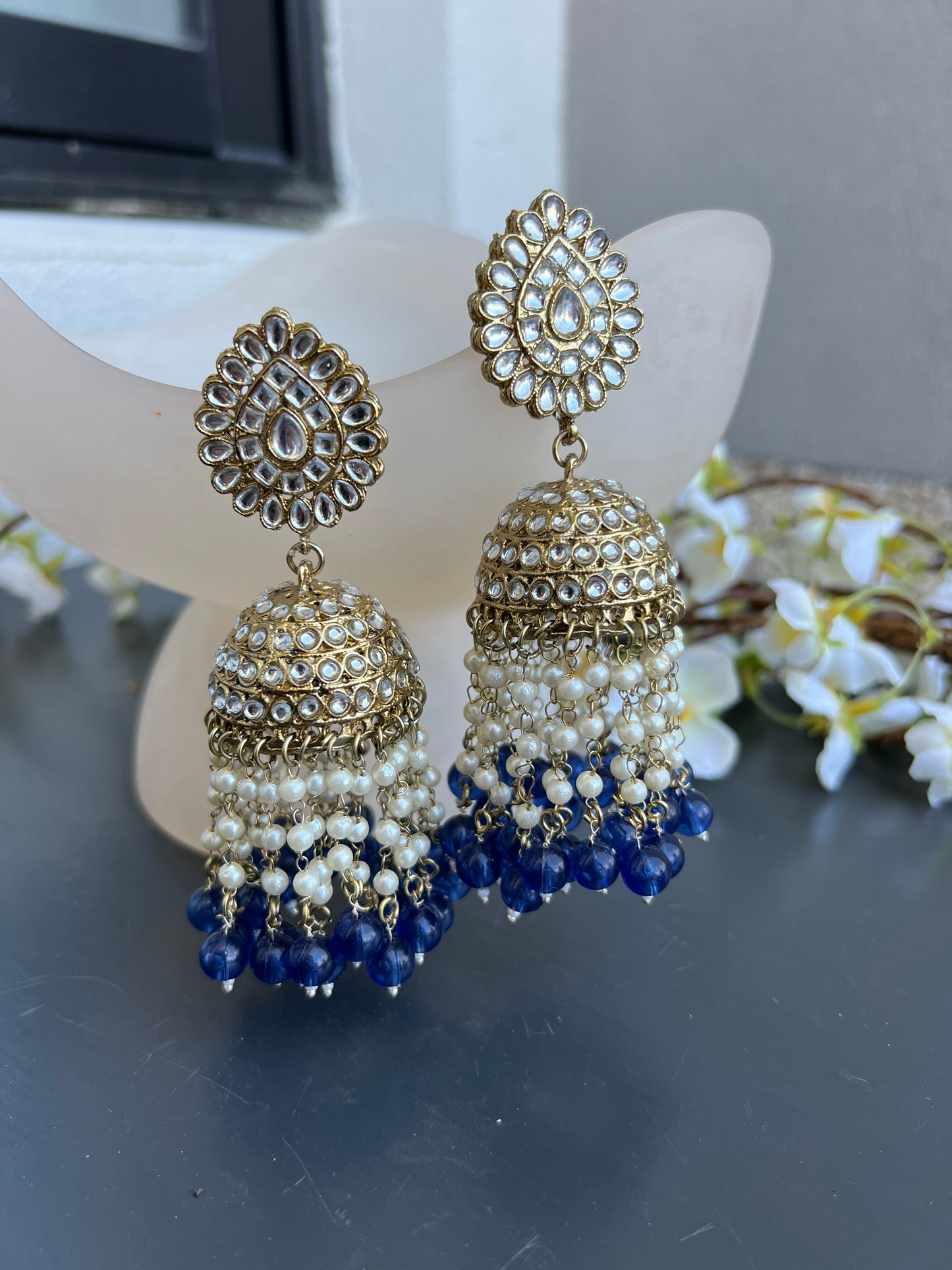 Reena jhumka