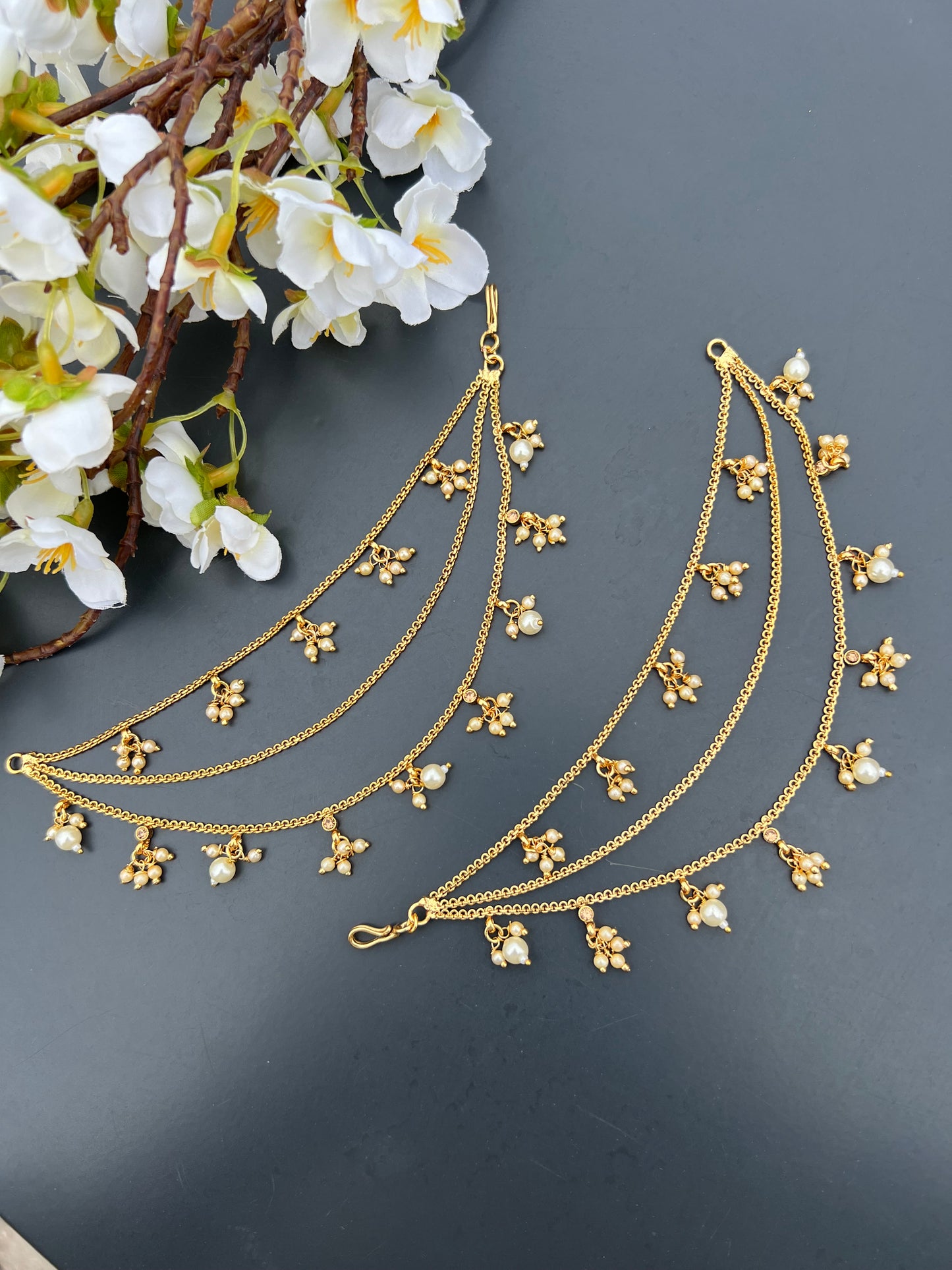 Leela ear chains