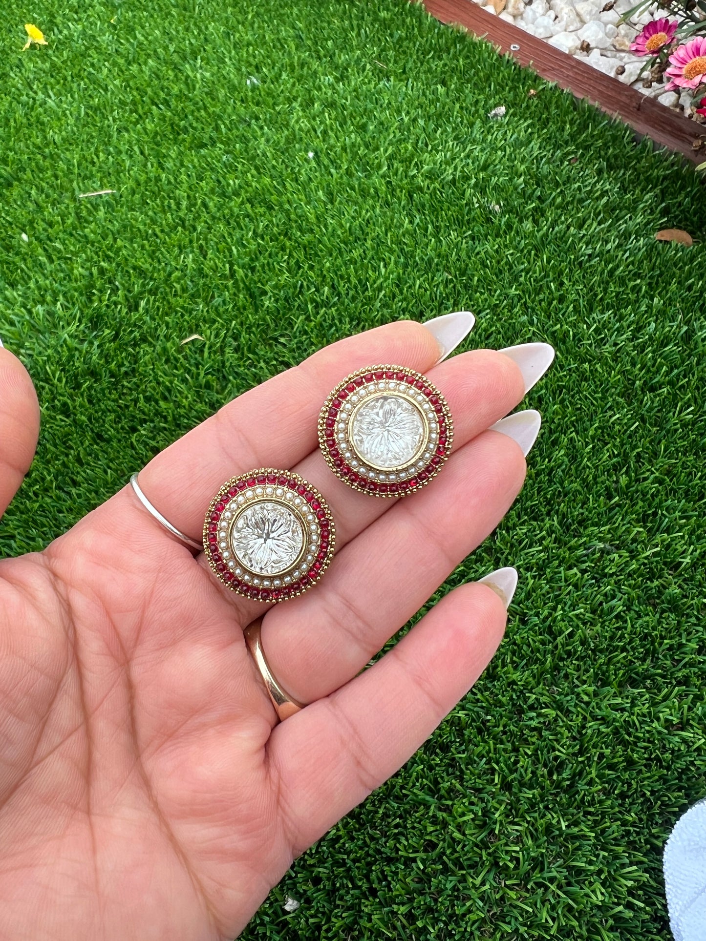 Ruhi stud earrings