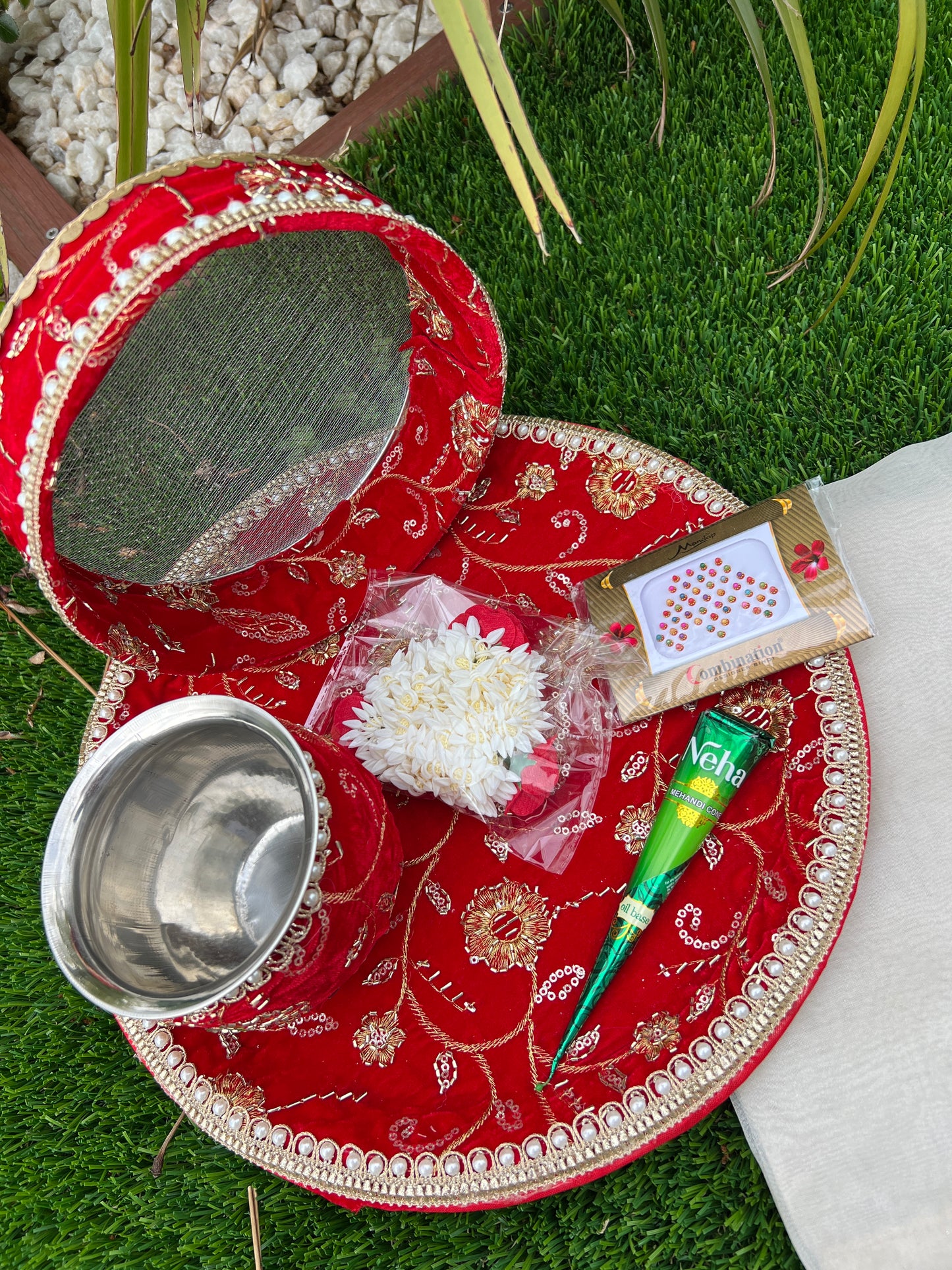 Karwa chauth Embroidered thali set