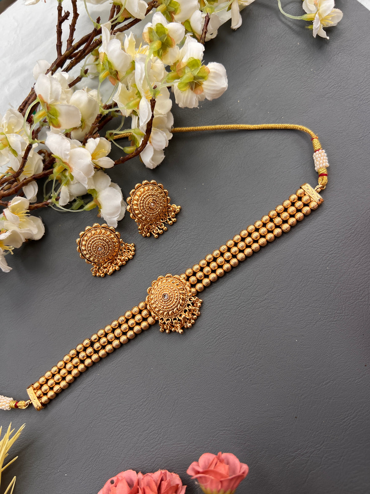 Jivika choker set
