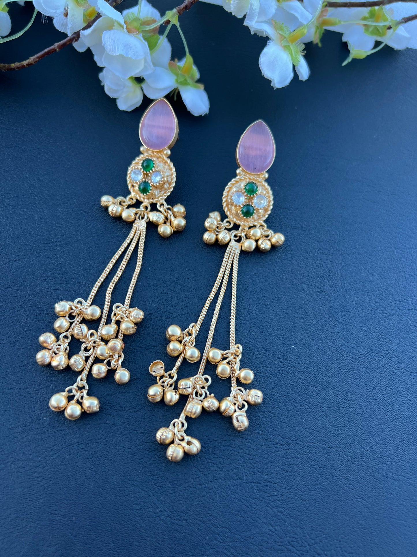 Rijvi earring
