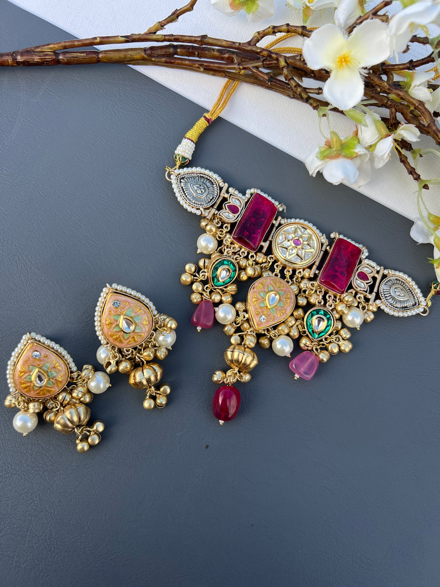 Tarasha Kashmiri choker set