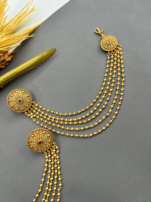 Saahiba stus with ear chains