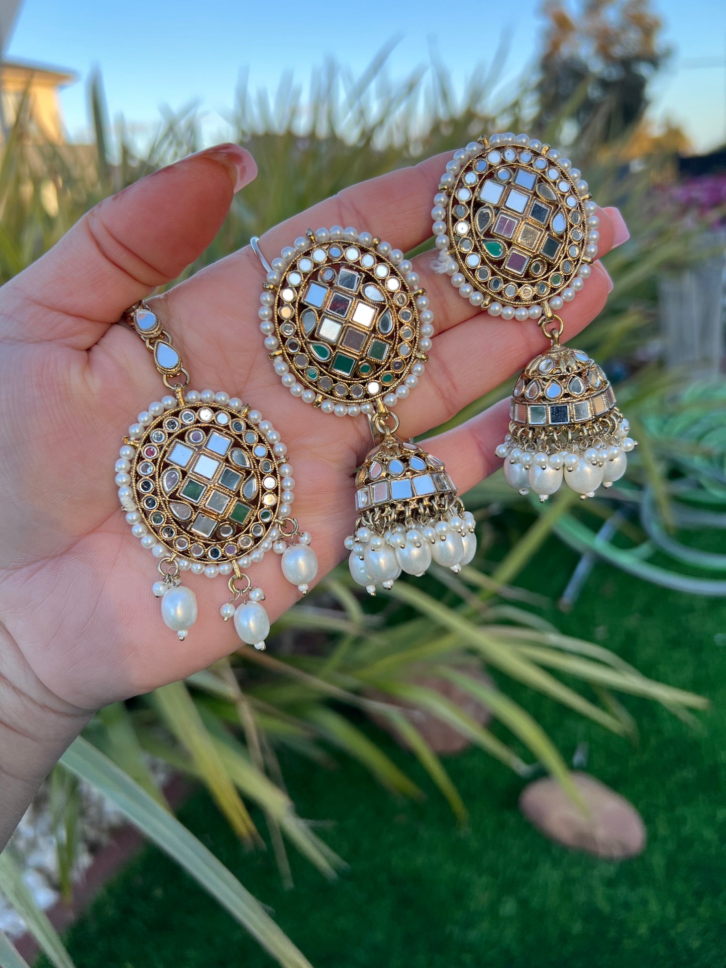 Raami earrings with tikka