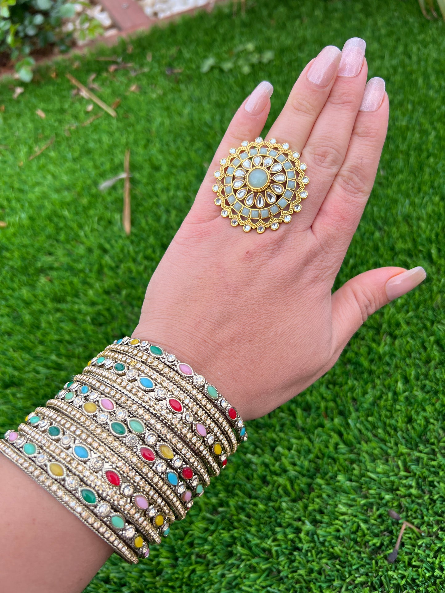 Ritvika mint ring