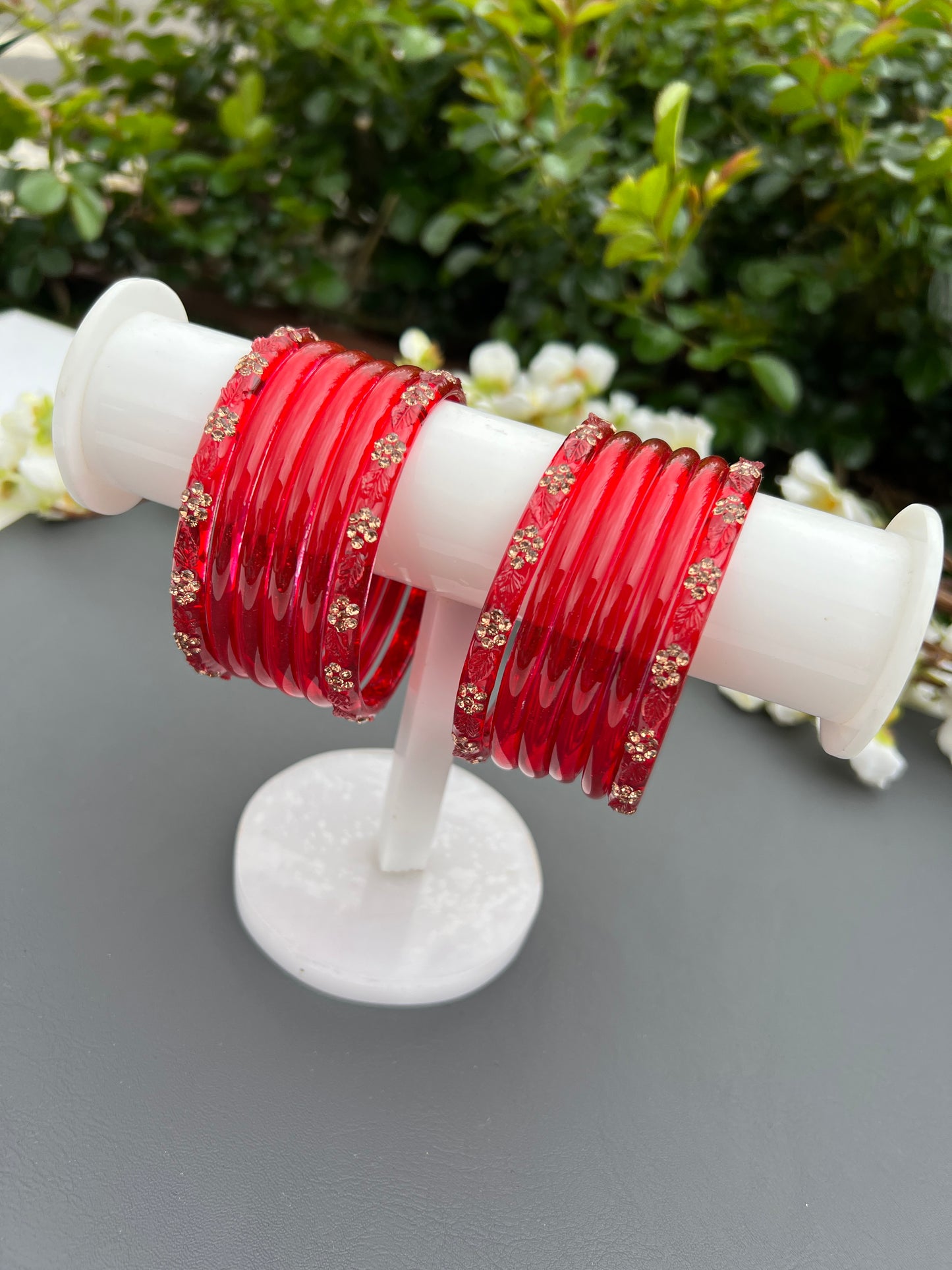 Red glass bangels set