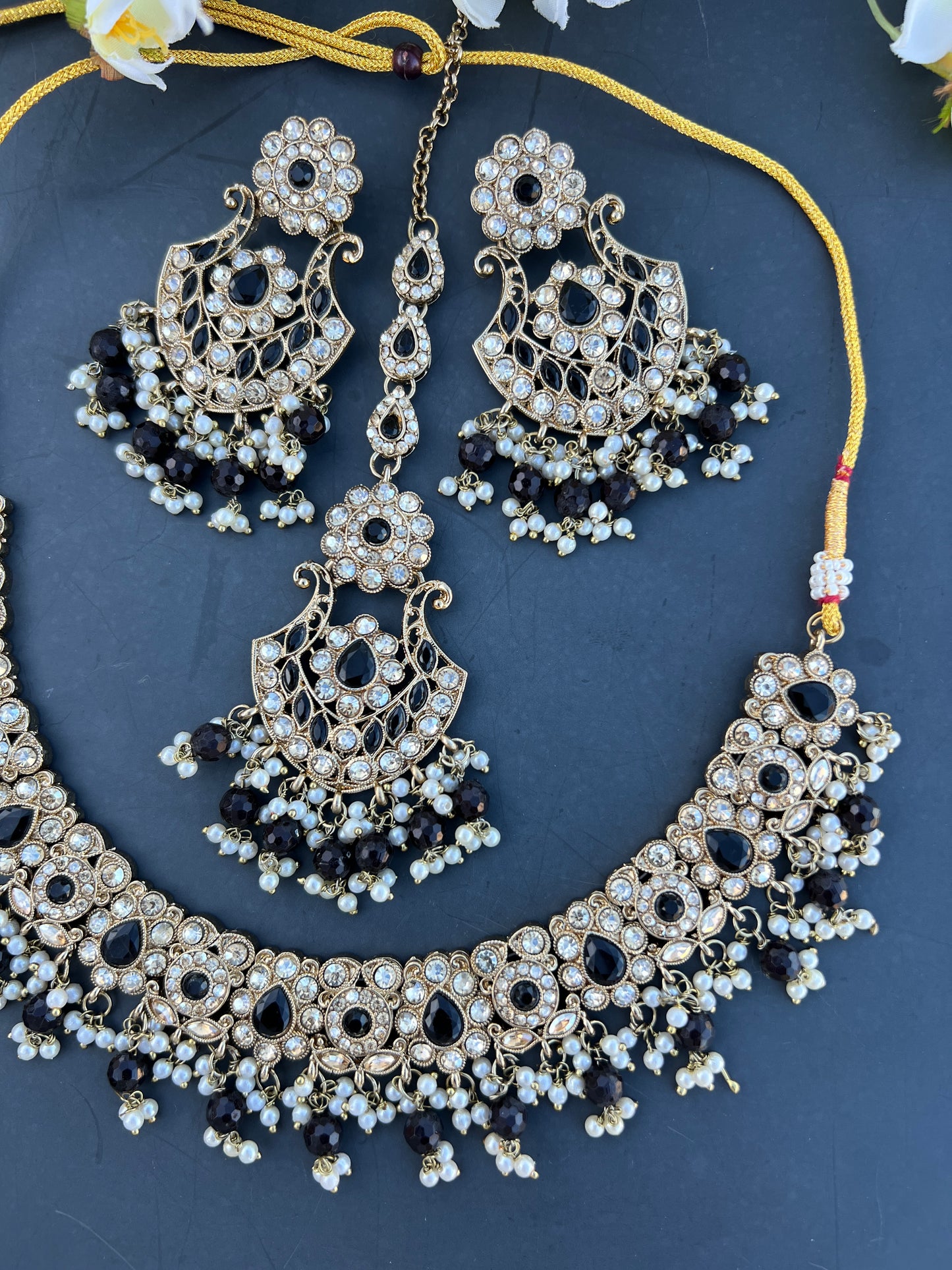 Kaveri necklace set