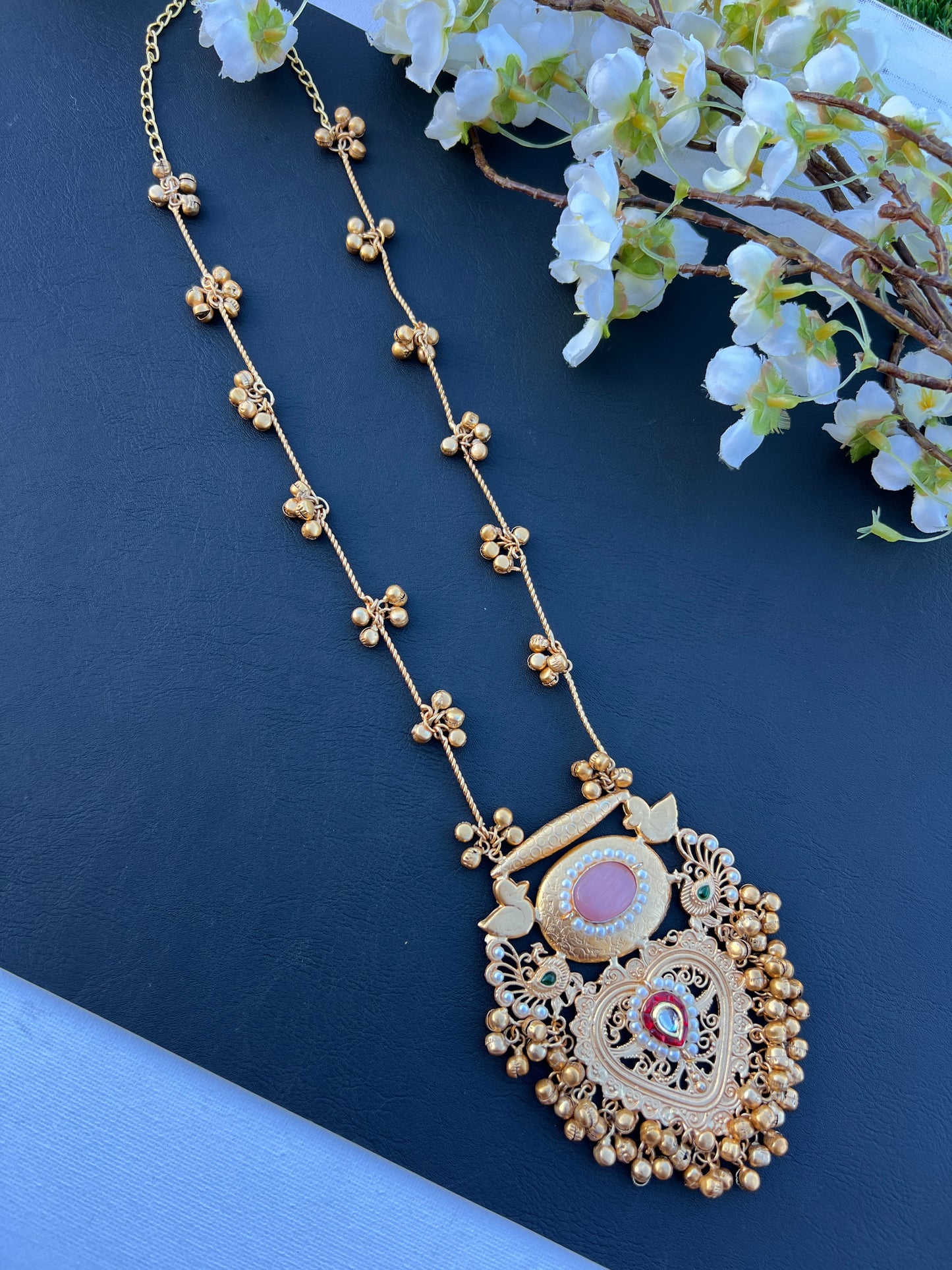 Nishvi long necklace
