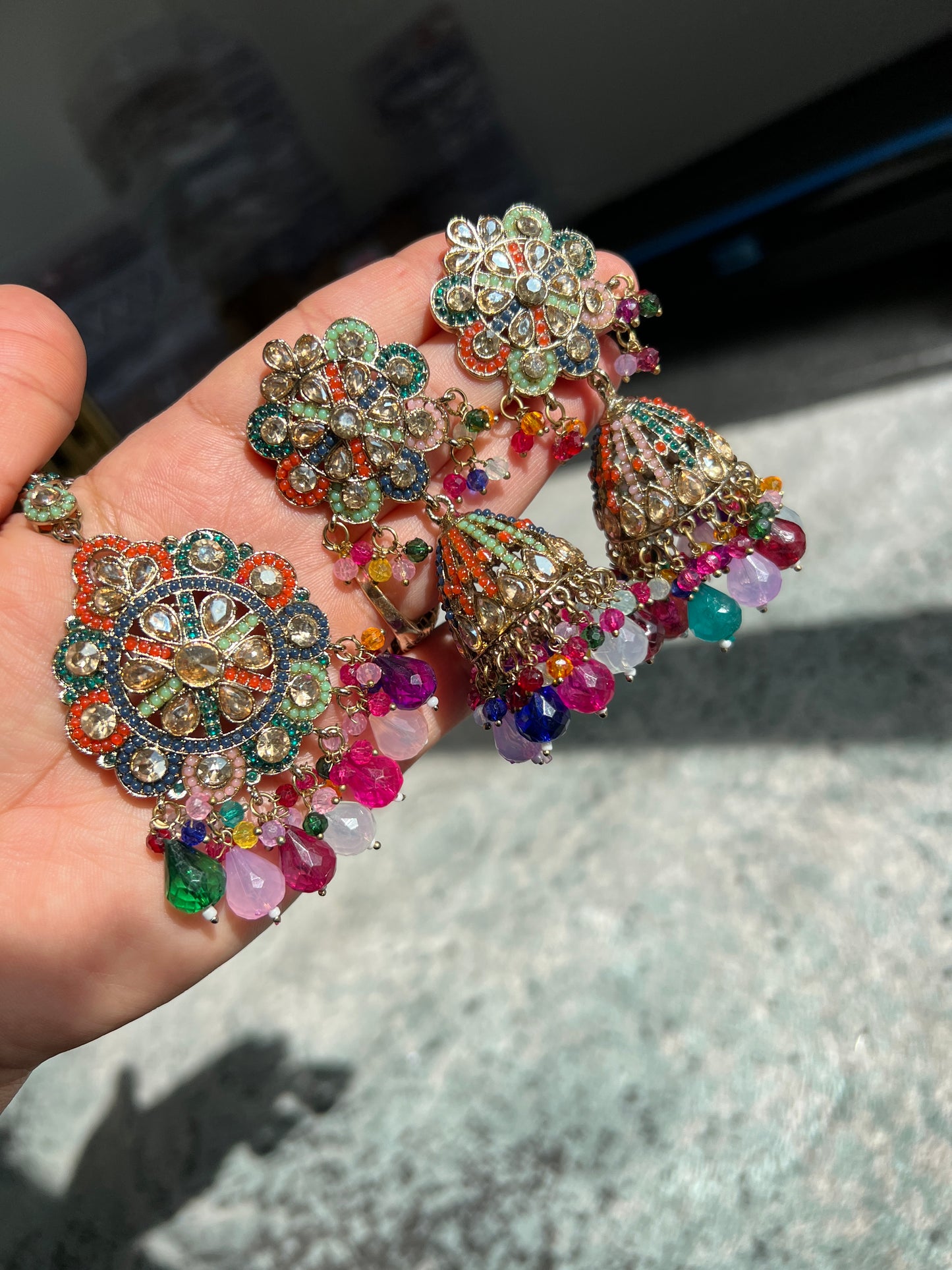 Kashifa Pakistani earrings & tikka