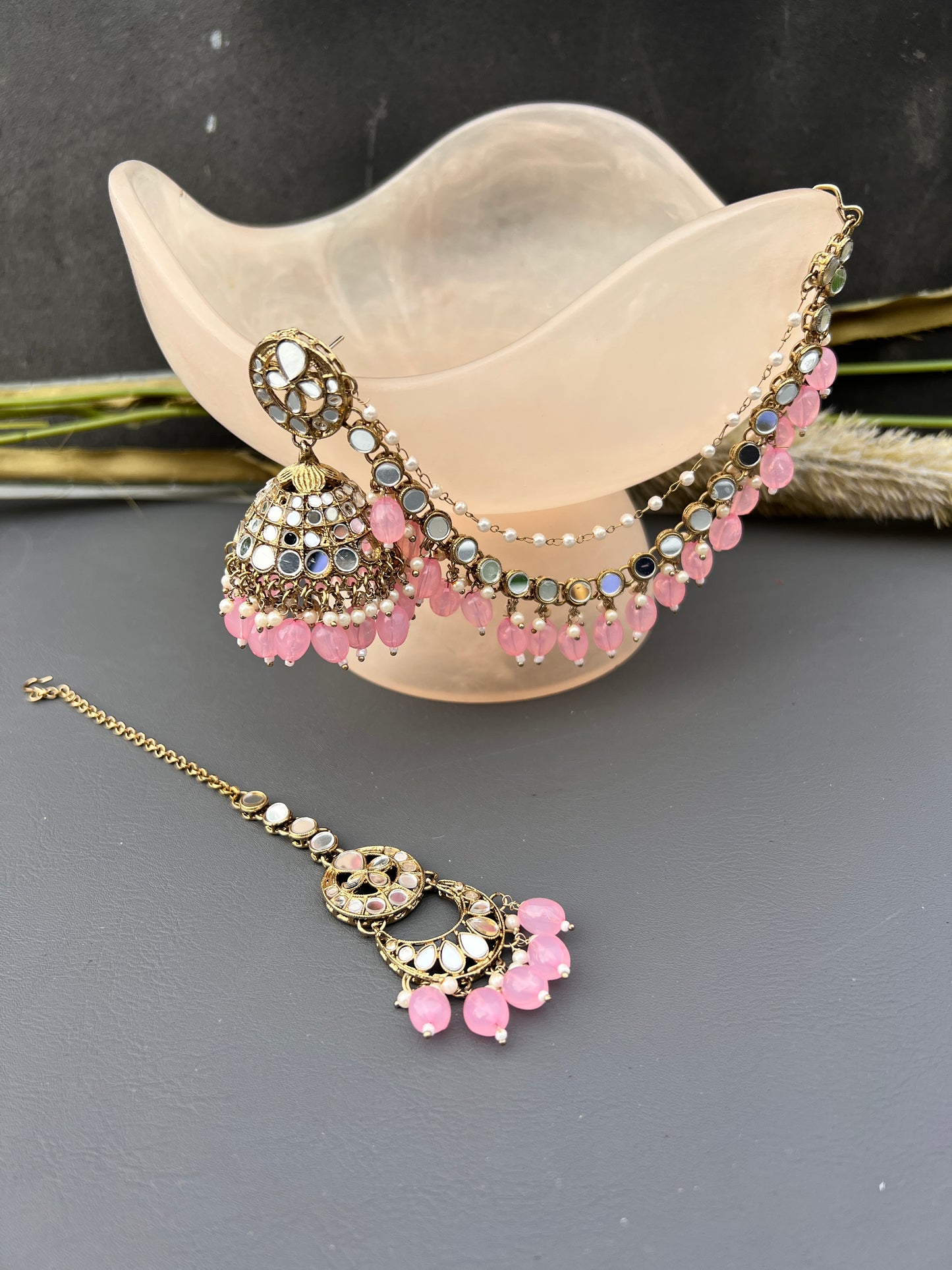 Lailah jhumka tikka set