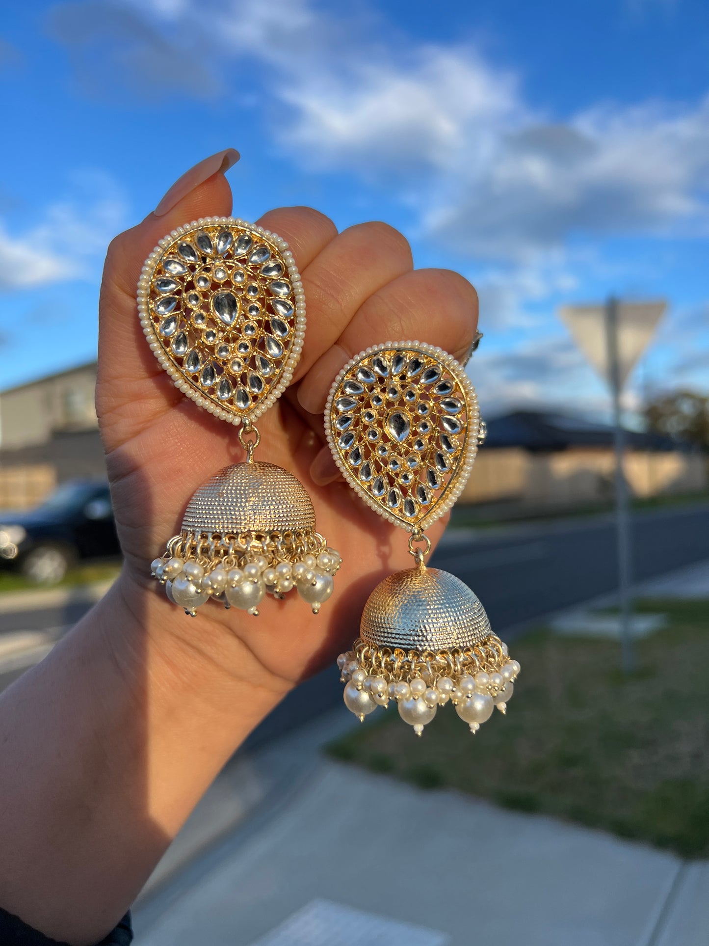 Adwita jhumka