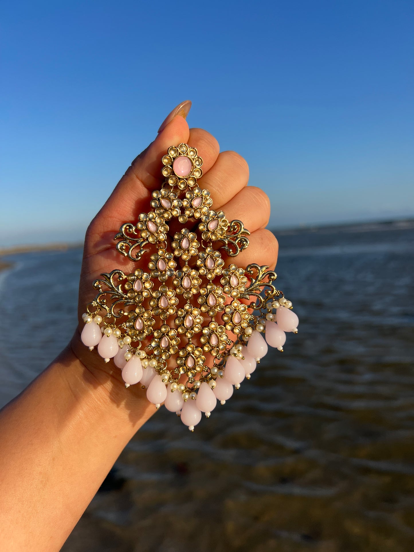 Raysha oversize earrings