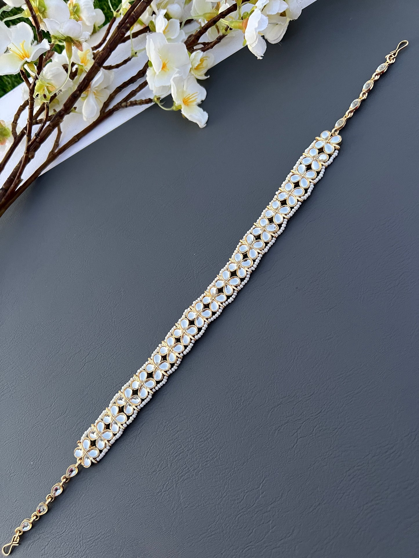 Adhya Mathapatti sheeshphool