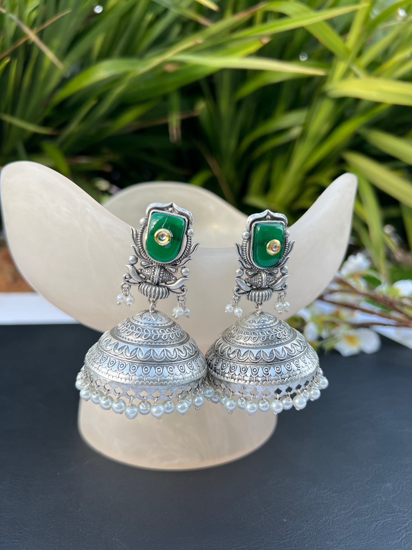 Shuchi jhumka