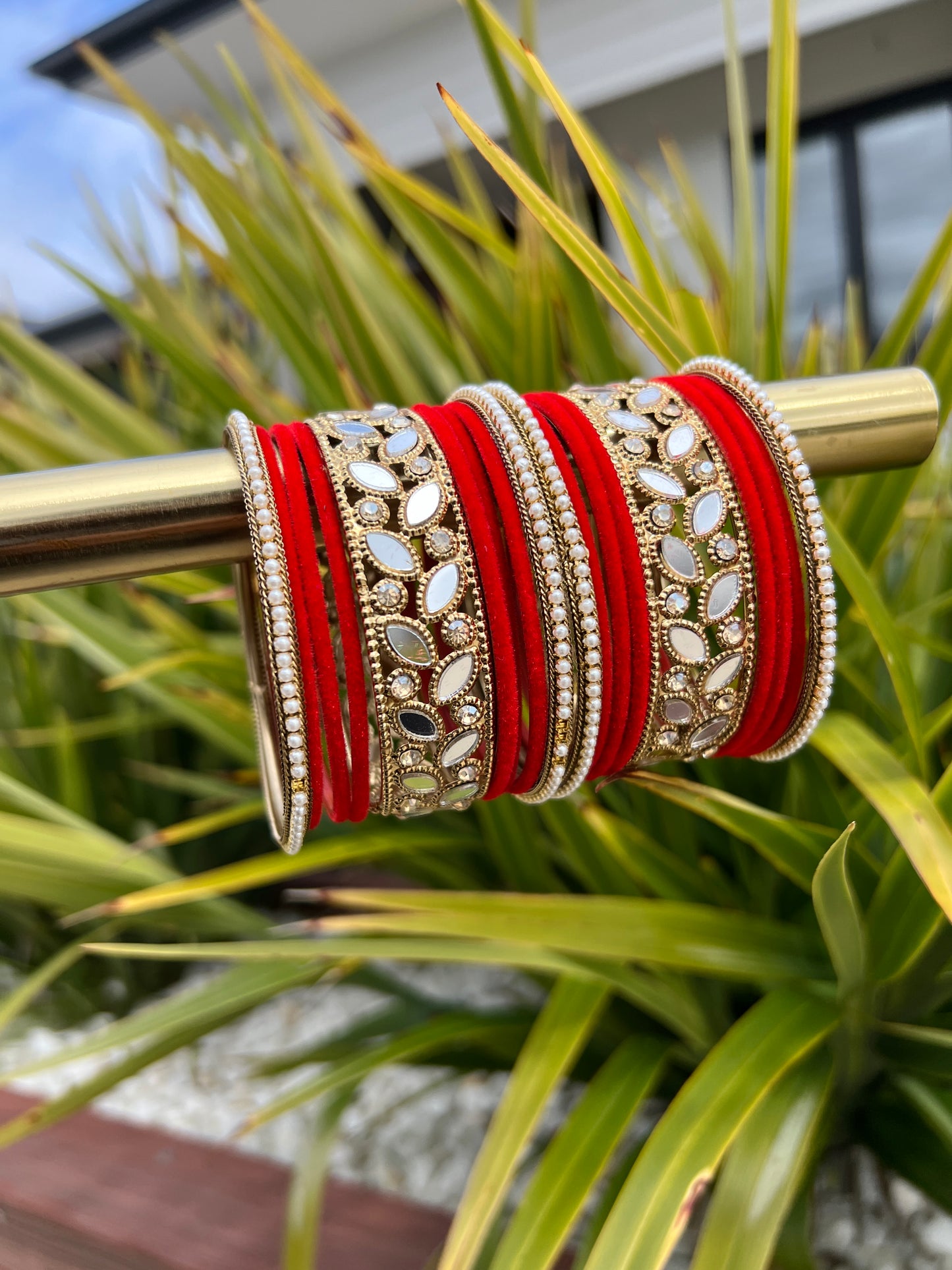 Kaveri Red bangles set