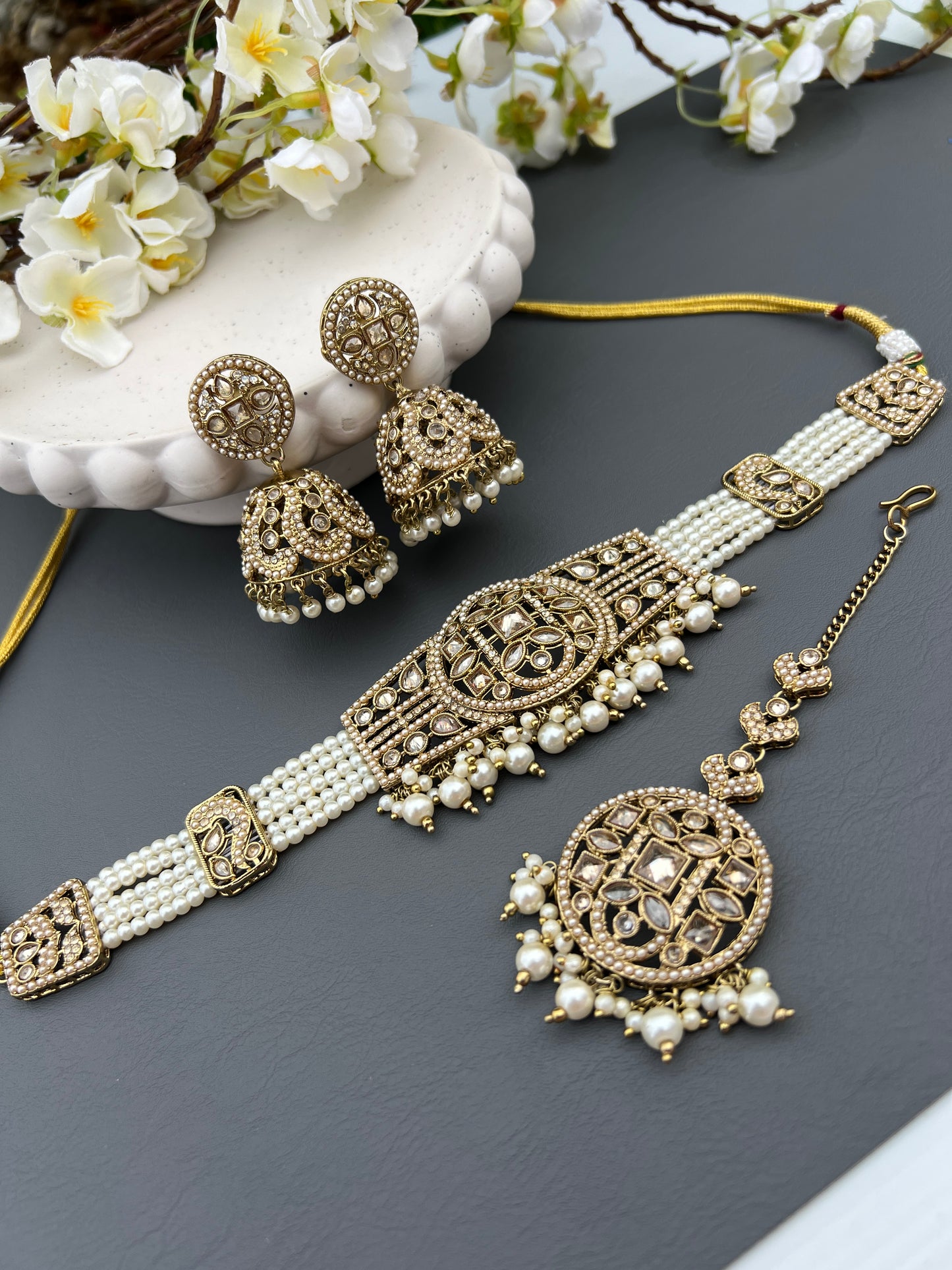Kashvi choker set