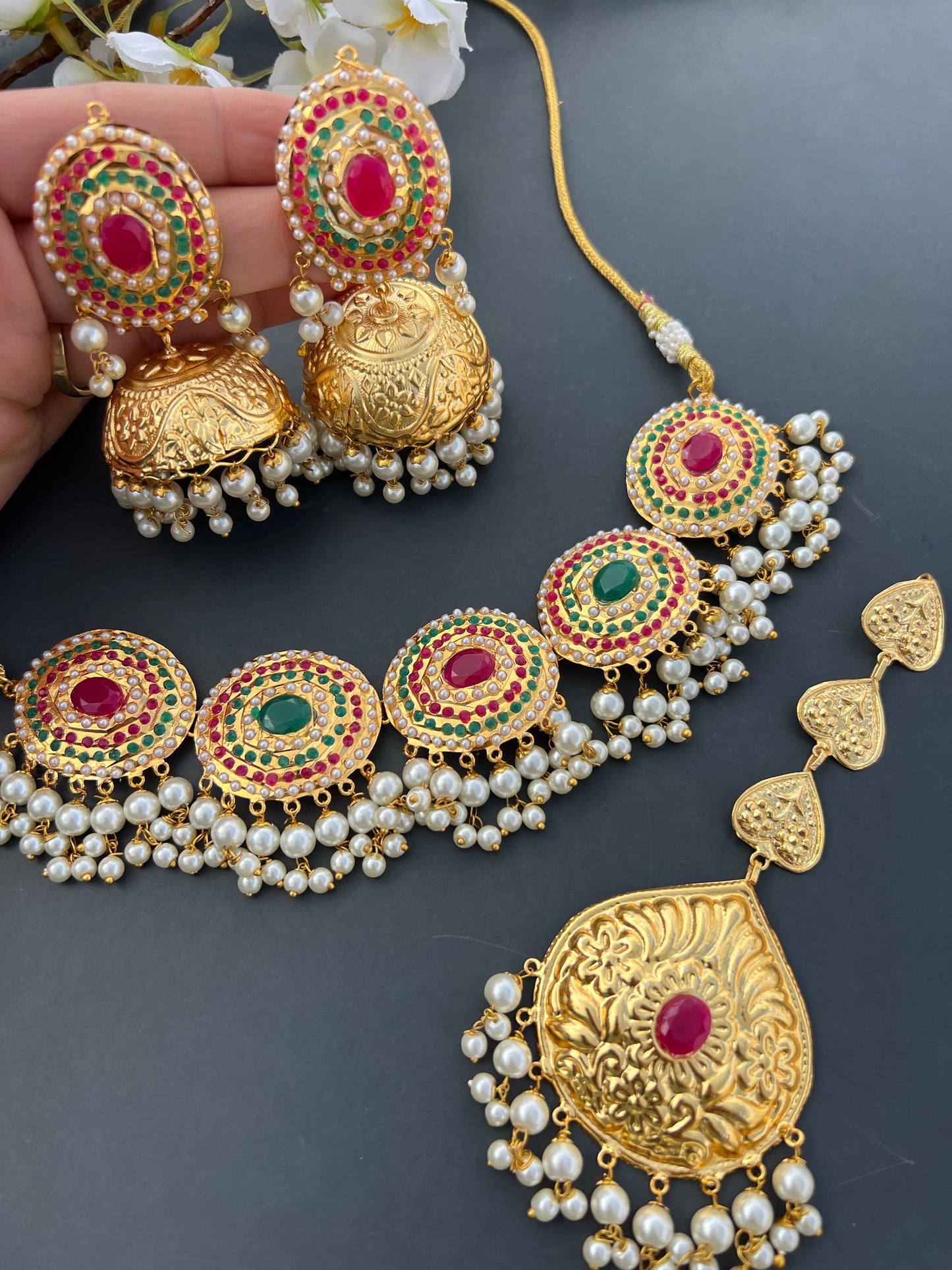 Sanmeet necklace set