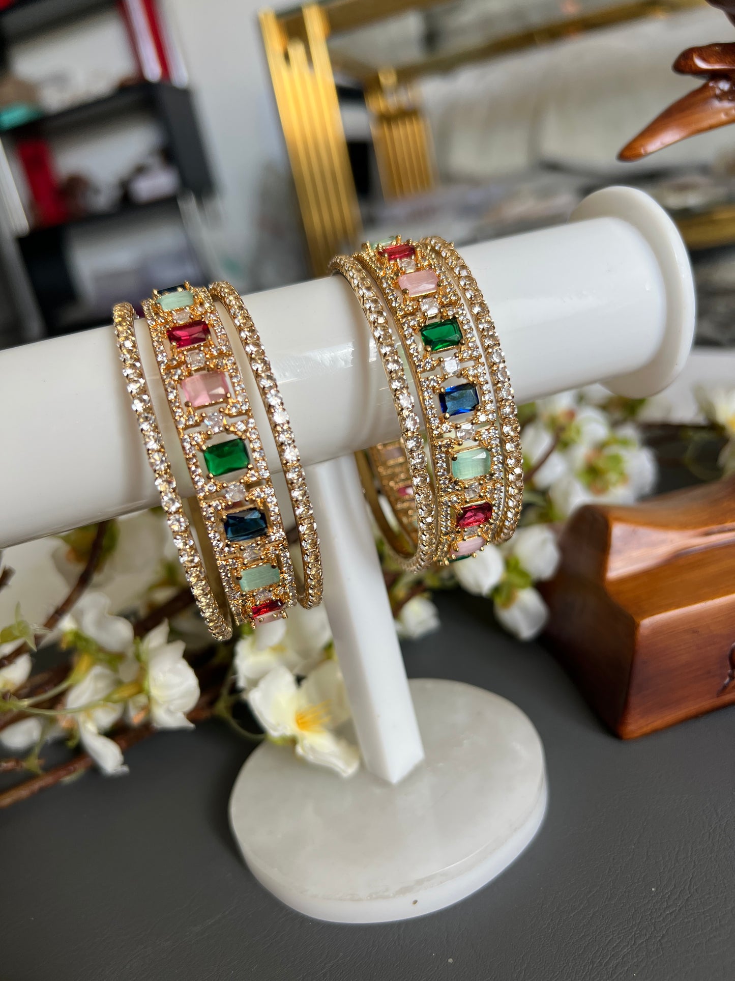 Shruti bangle set