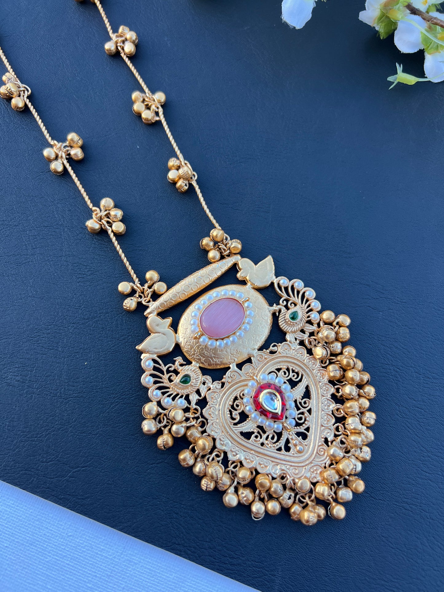 Nishvi long necklace