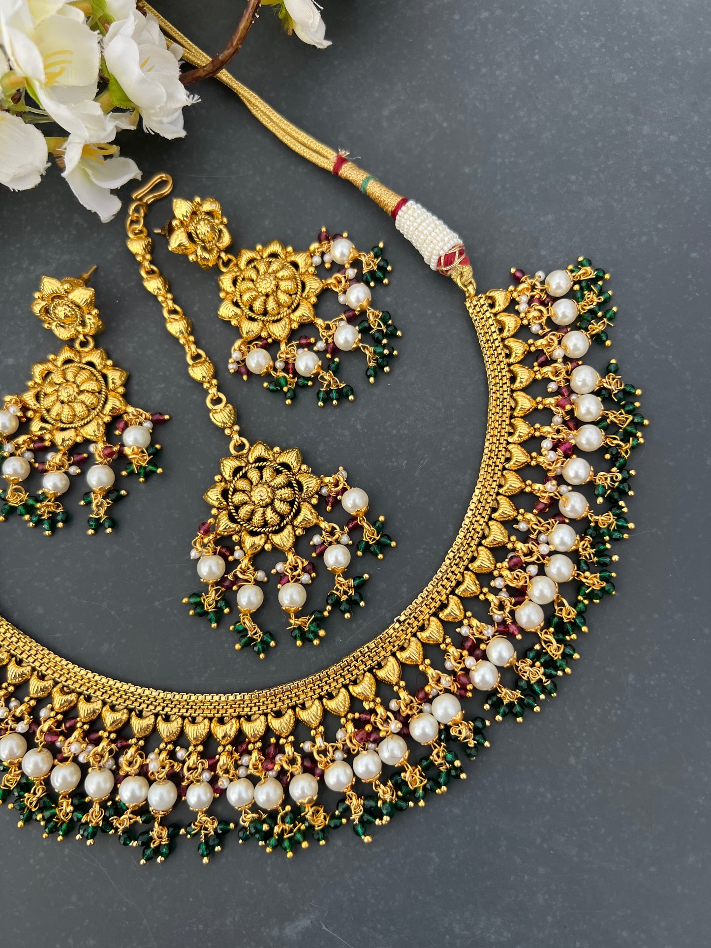 Raavi Necklace set