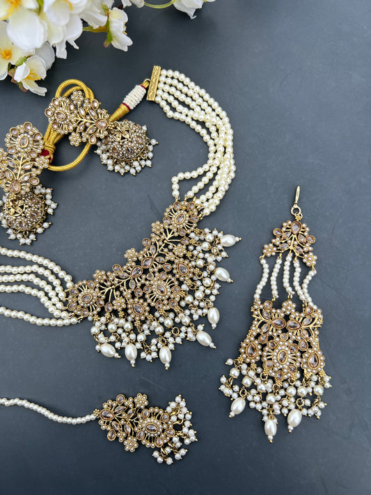 Sahira necklace set