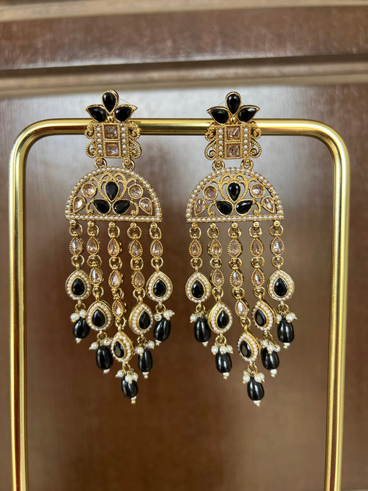 Amber black earrings