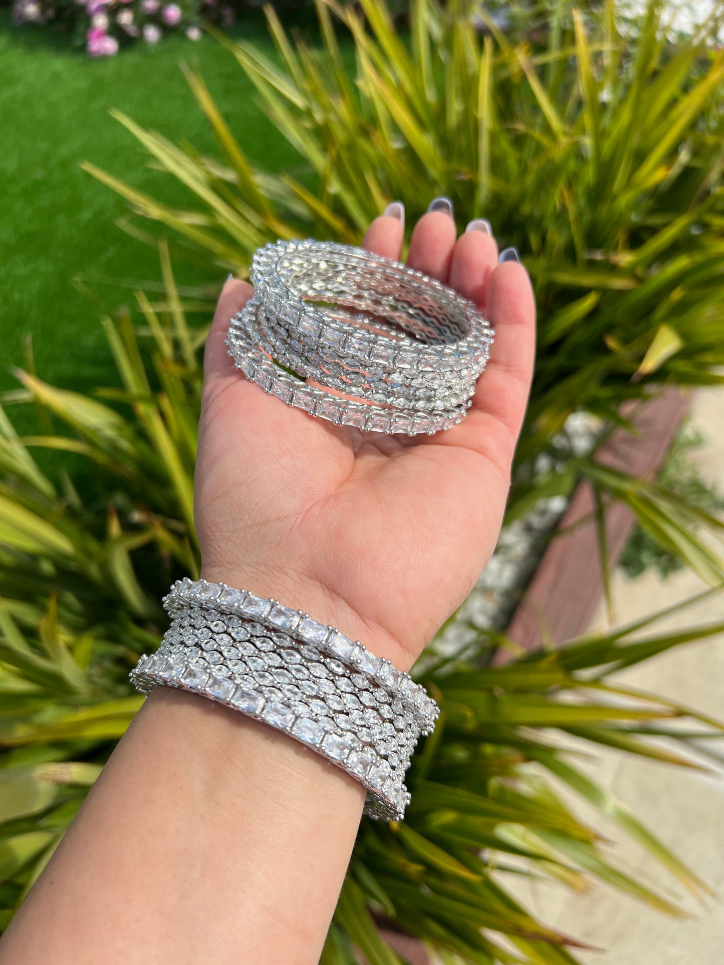 Antra bangle set