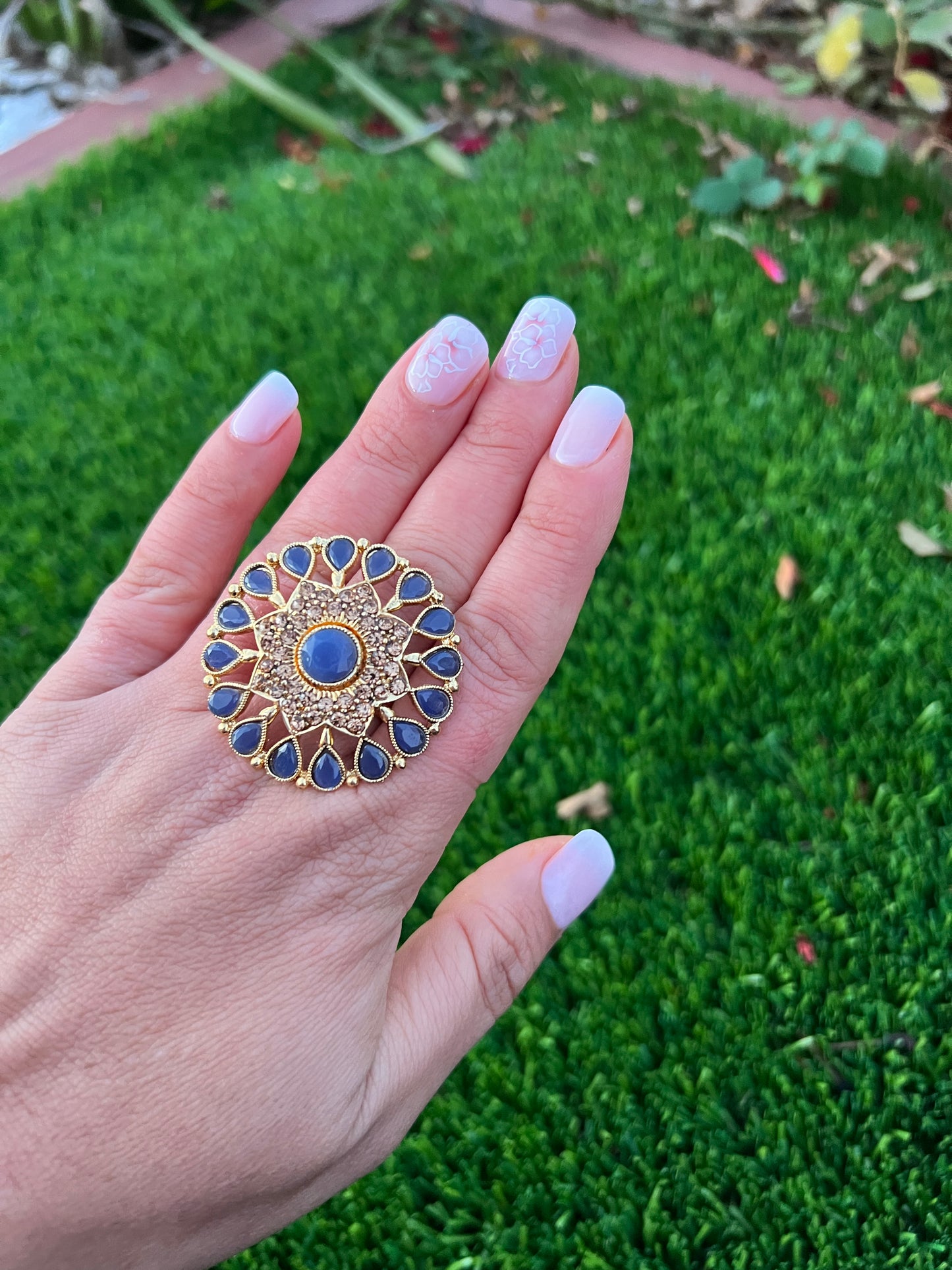 Oversize kundan ring