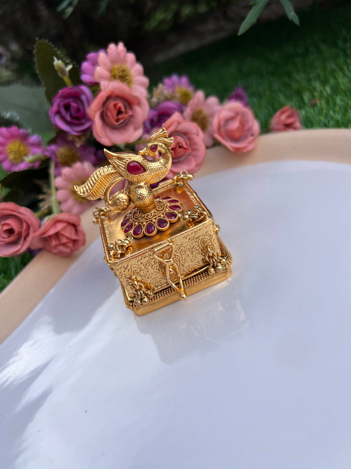 Royal Peacock Gold-Plated Palki Sindoor Dani