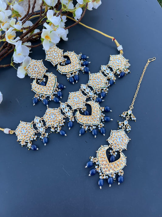 Akansha choker set