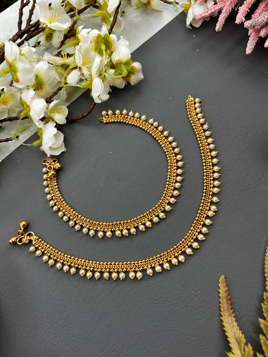 Moti-Glow Pearl Drop Payals