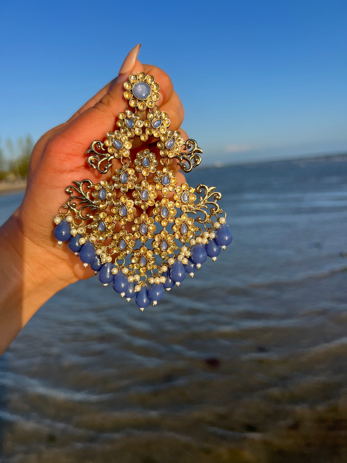 Raysha oversize earrings