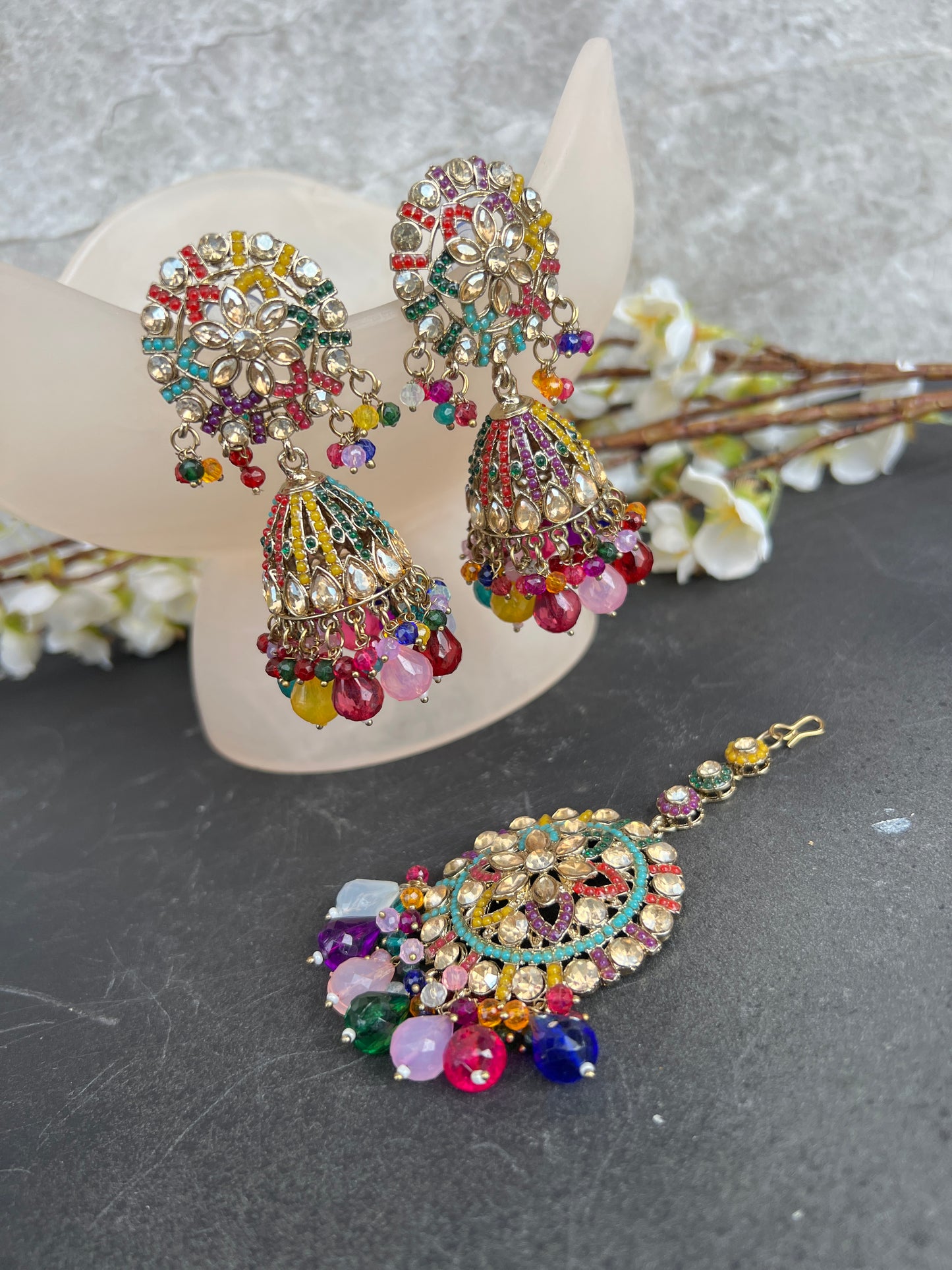Pakistani jhumka & tikka set