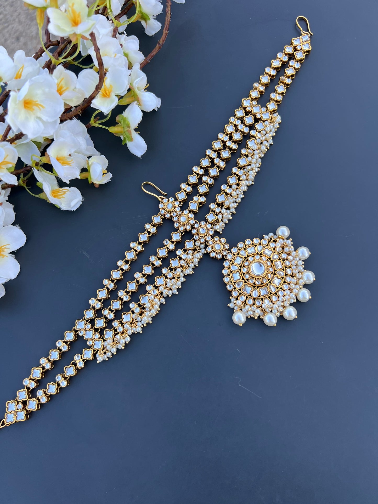 Bhavi sheeshpati/ headband