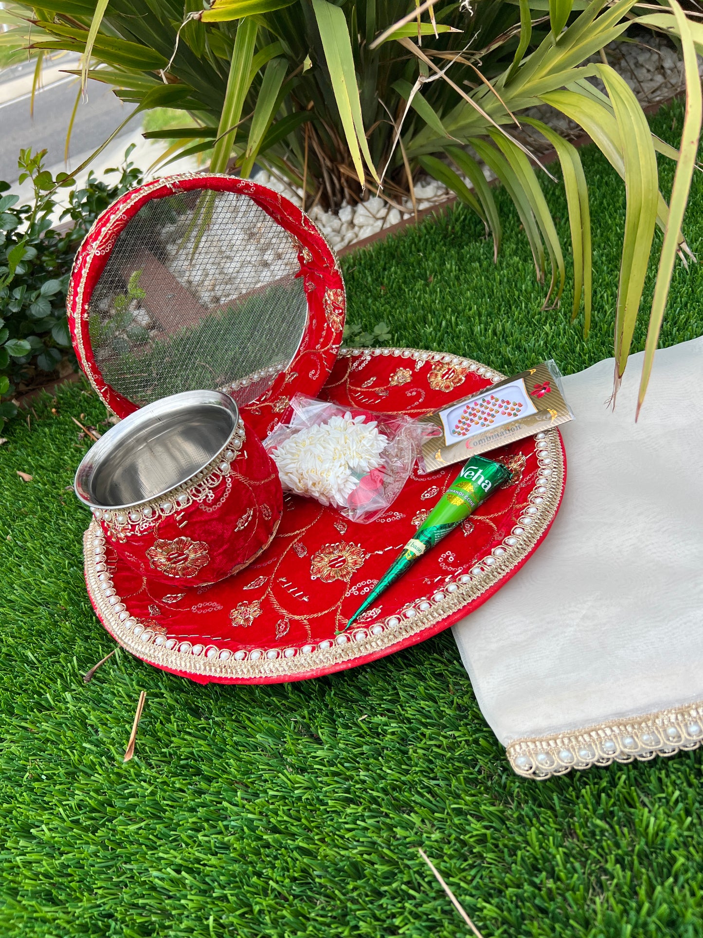 Karwa chauth Embroidered thali set