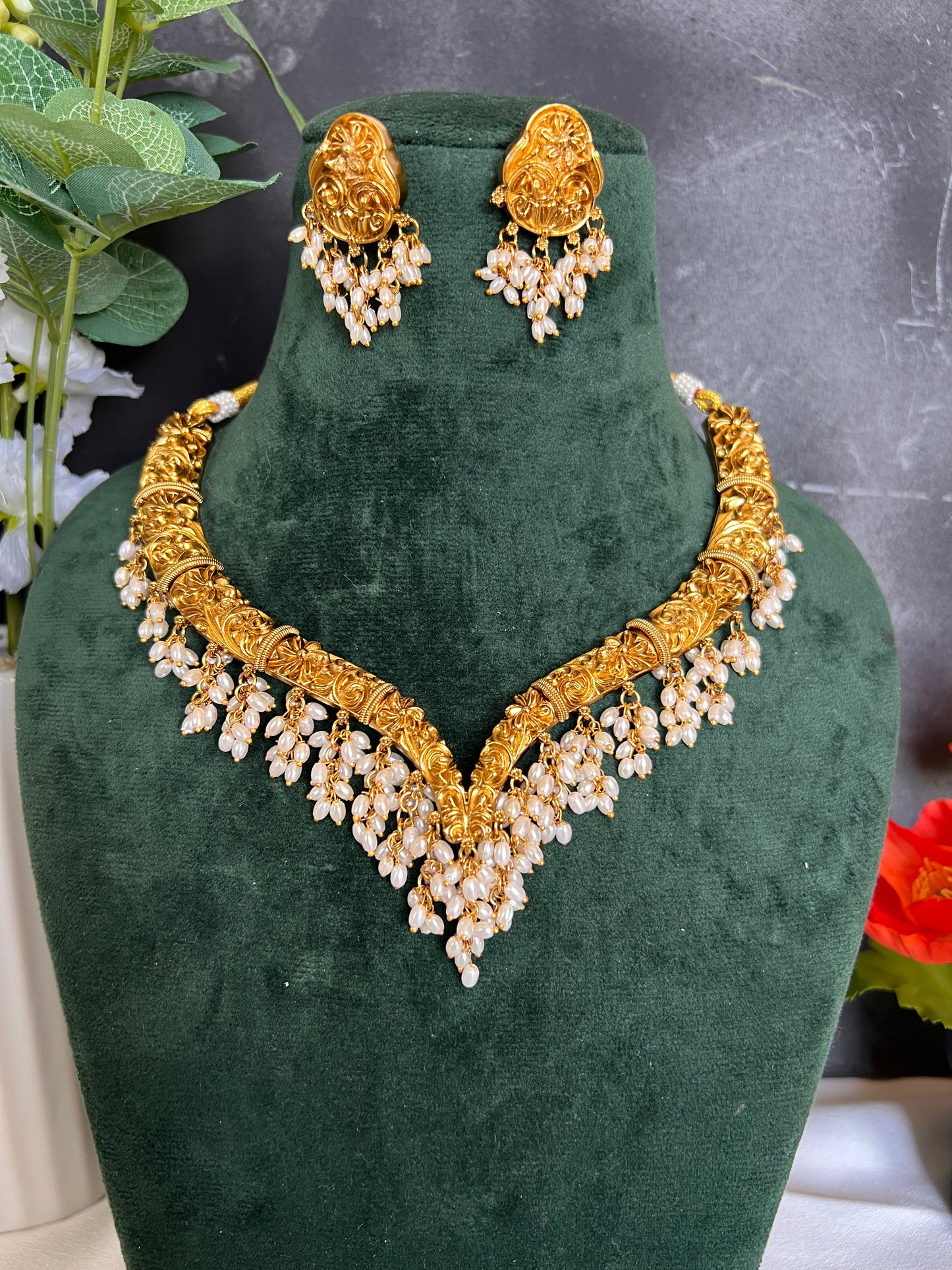 Shreya necklace set