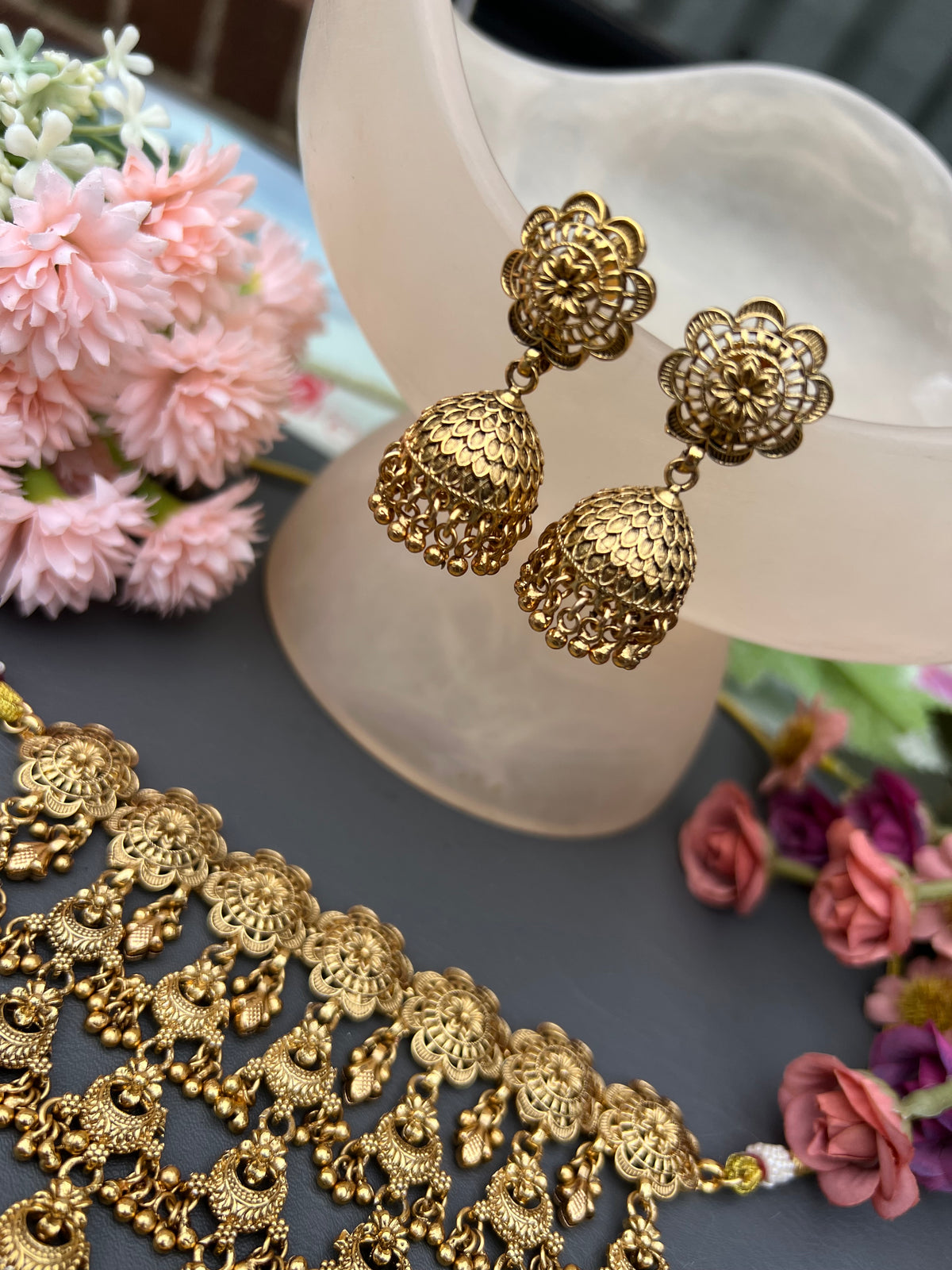 Tanishri Choker Necklace Set