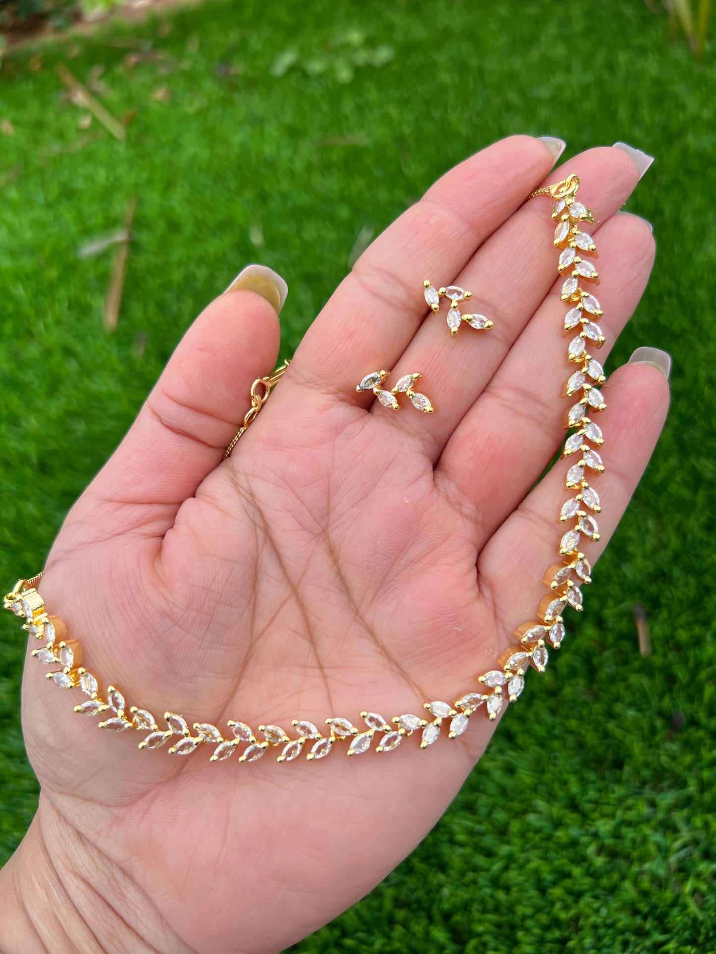 Shayna ad necklace set