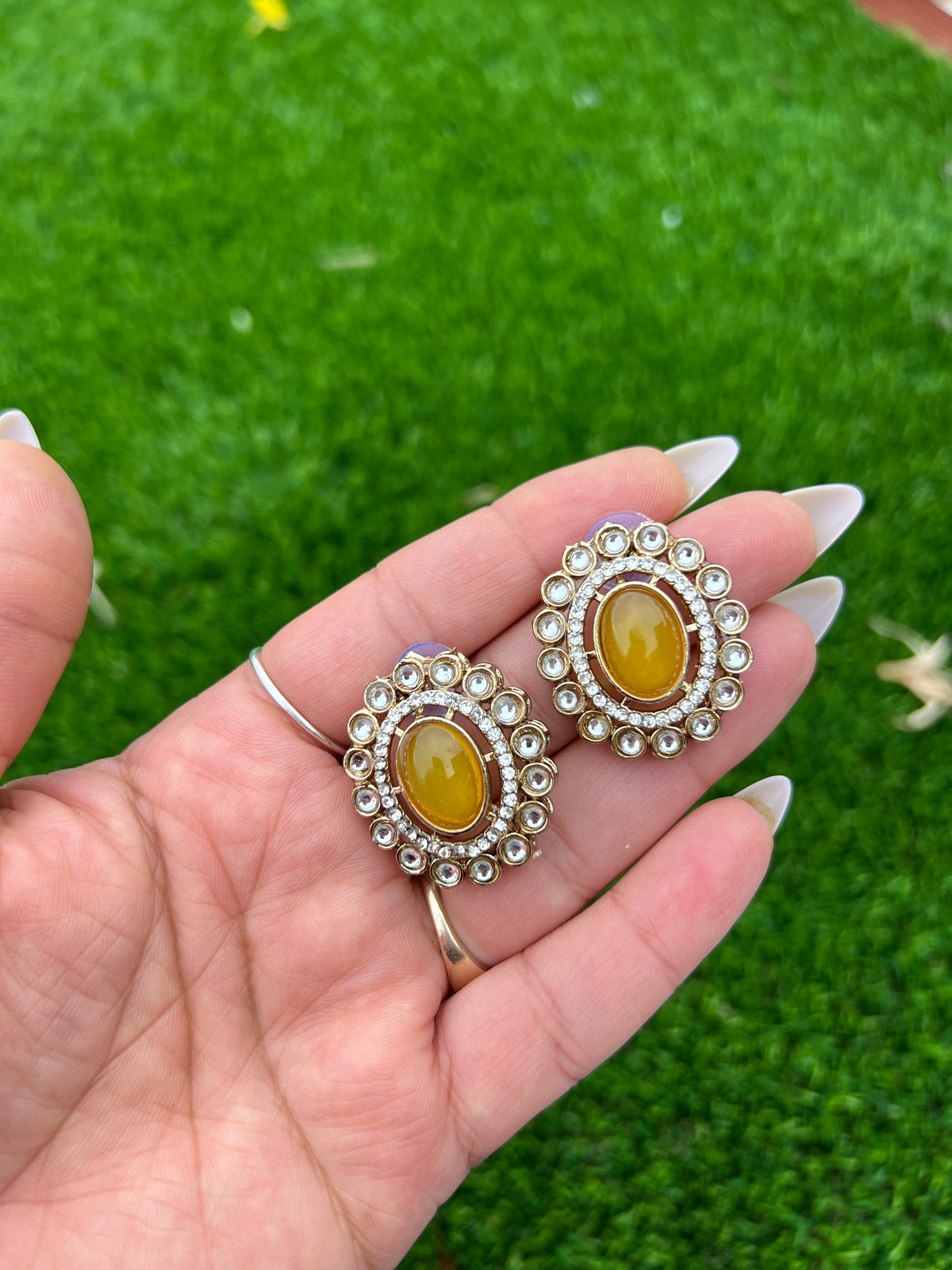 Kundan studs