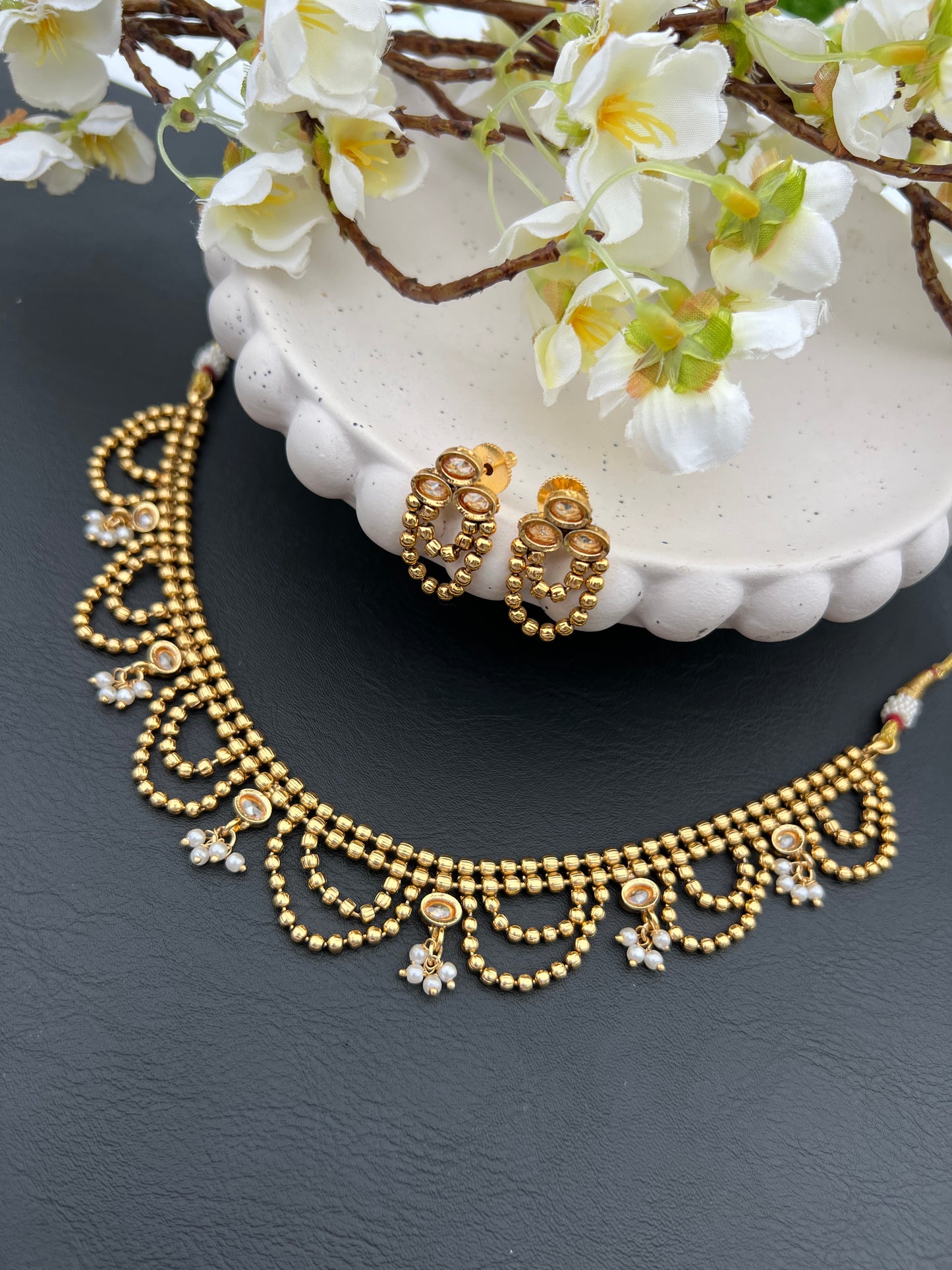 Pranika necklace set