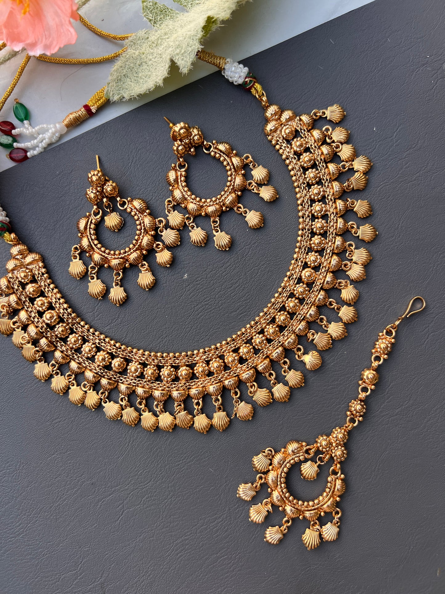 Reeva gold plated necklace set