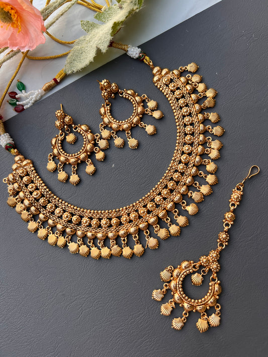 Reeva gold plated necklace set